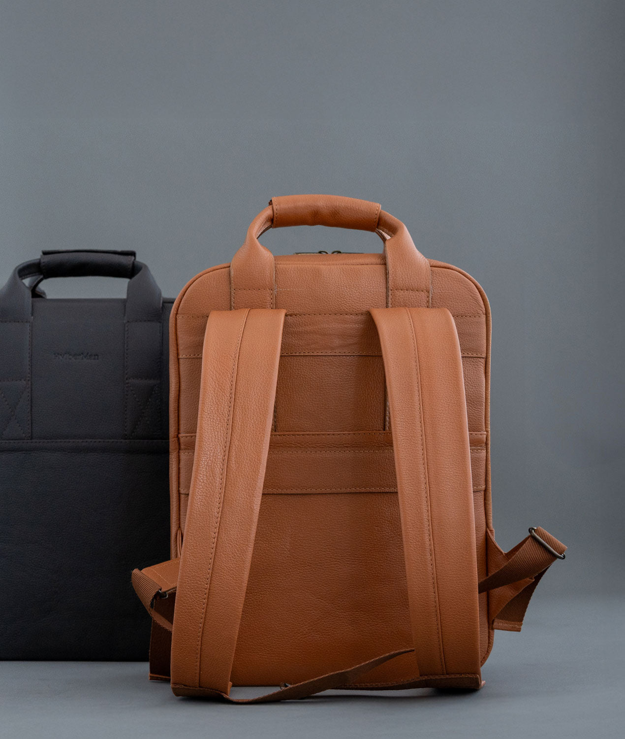Mochila em Couro Legítimo Slim